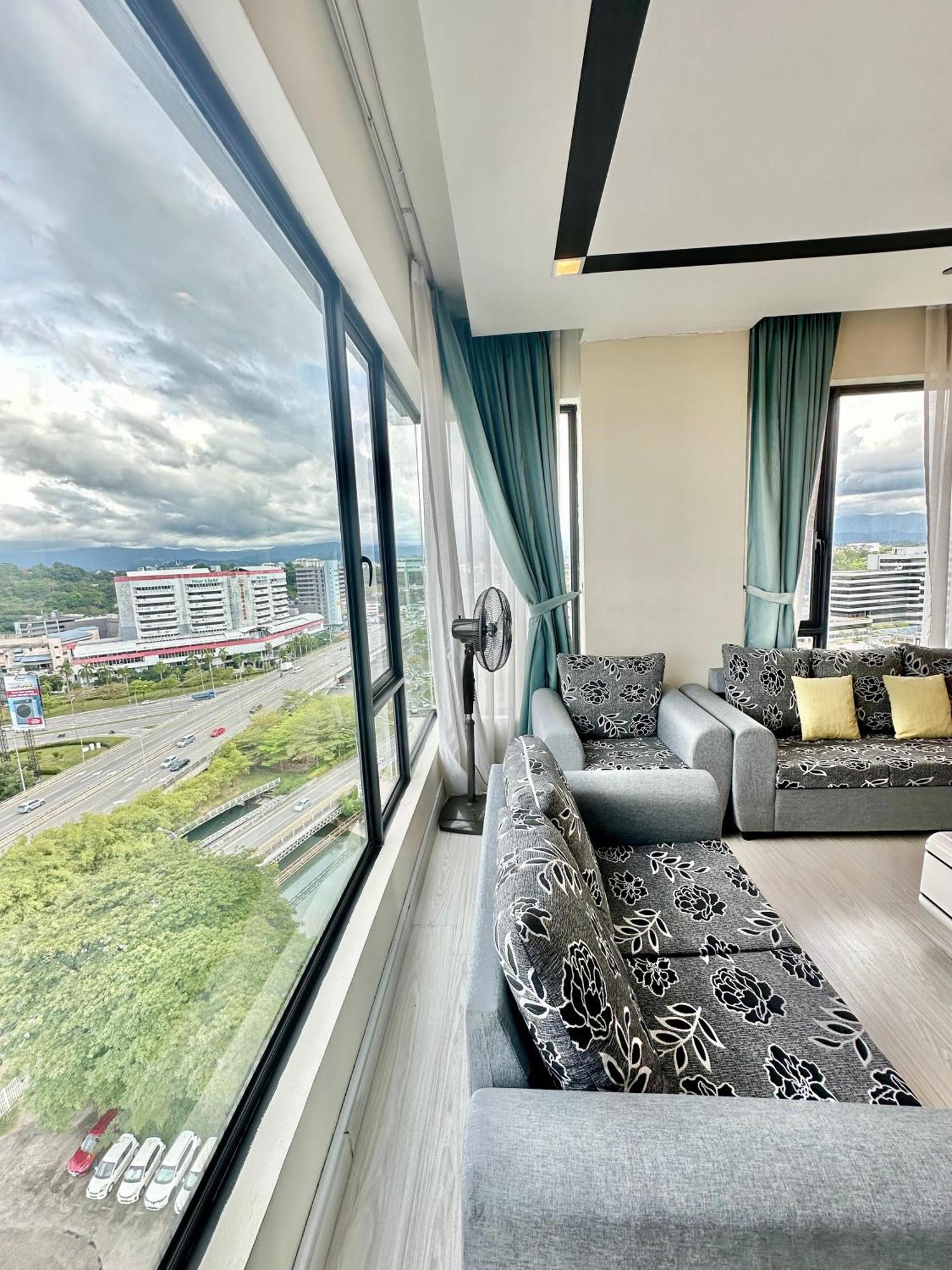 Cozy Living Sky Apartment Кота Кинабалу Екстериор снимка